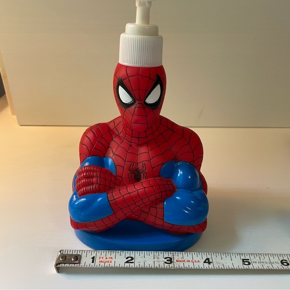 Marvel Spiderman Hand Soap Pump 2004 - Picture 12 of 15
